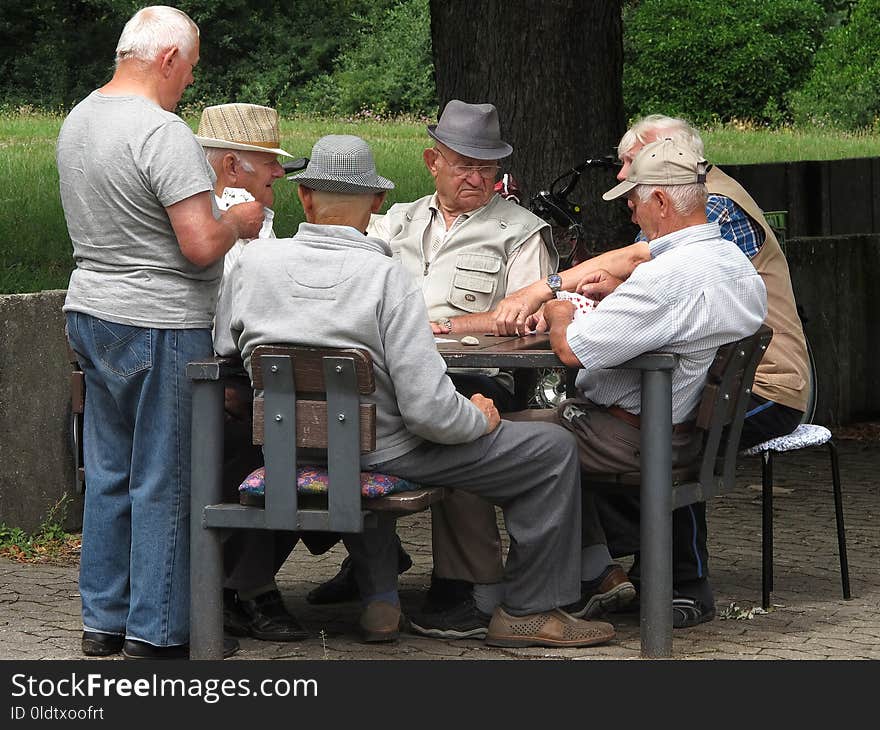 Senior Citizen, Sitting, Male, Recreation