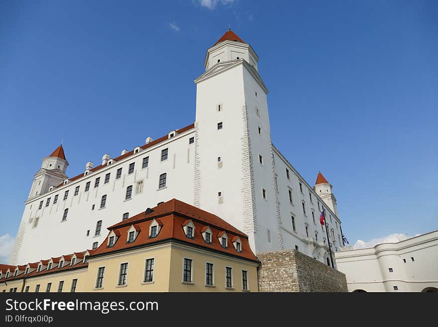 Building, Landmark, Sky, Château