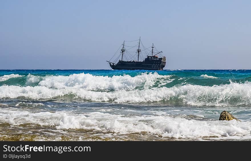 Sea, Wave, Body Of Water, Coastal And Oceanic Landforms