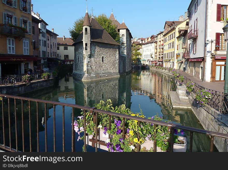 Waterway, Body Of Water, Town, Canal