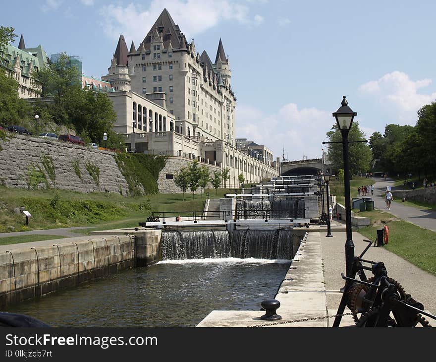 Waterway, Tourist Attraction, Tree, Building