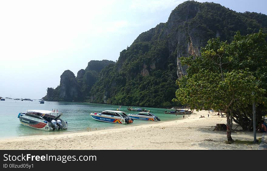 Coastal And Oceanic Landforms, Body Of Water, Coast, Beach