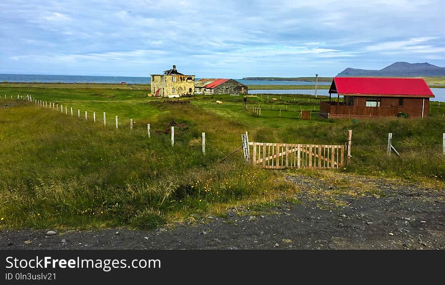 Grassland, Prairie, Property, Sky