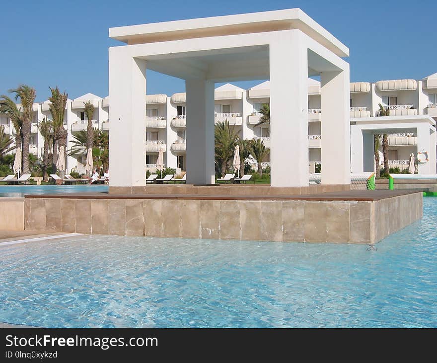 Property, Swimming Pool, Resort, Estate