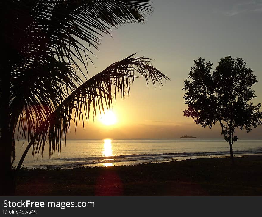 Body Of Water, Sunset, Sky, Sea