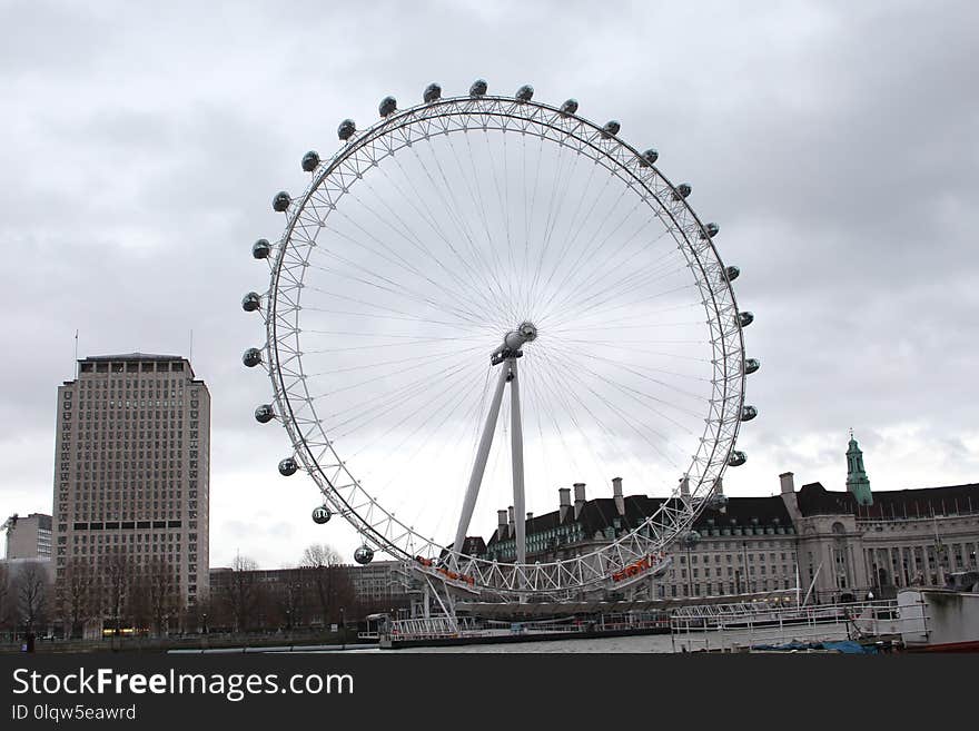 Ferris Wheel, Tourist Attraction, Landmark, Sky