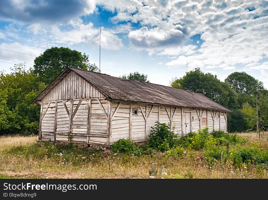 Sky, Property, Shack, House