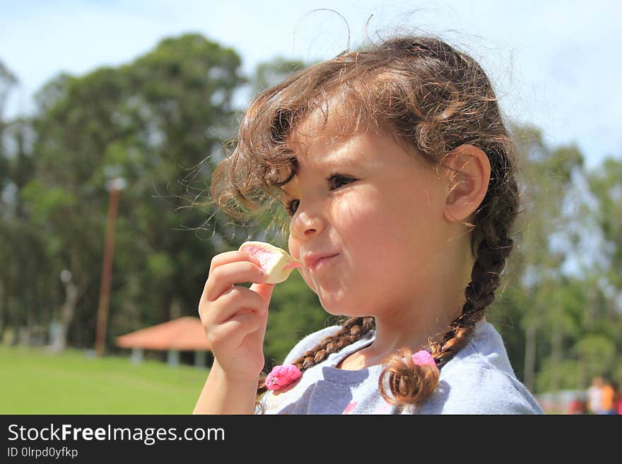 Child, Water, Nose, Eating