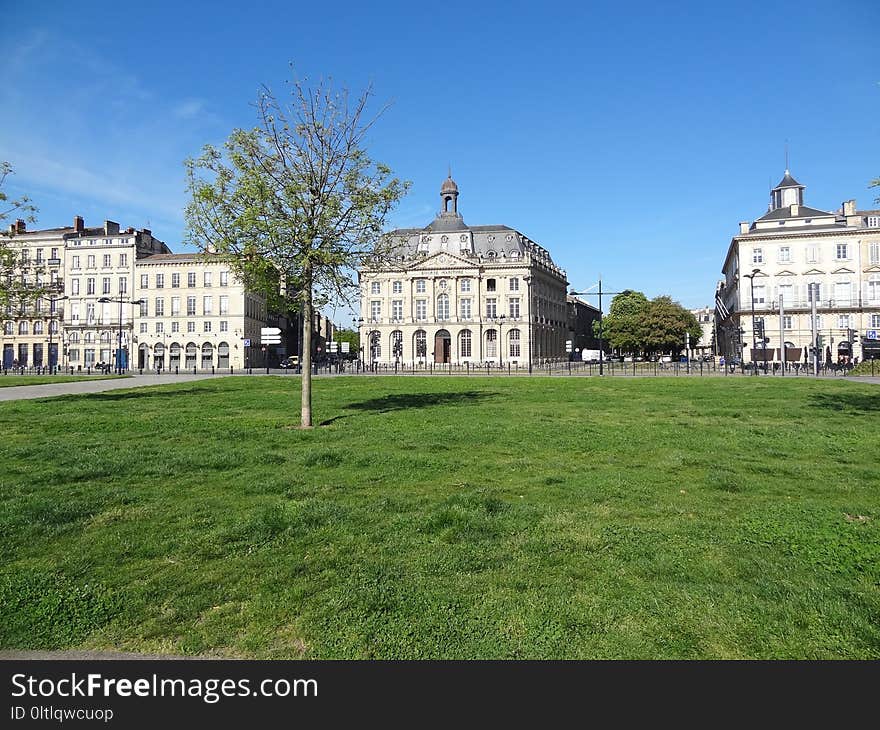 Sky, Landmark, Stately Home, Estate