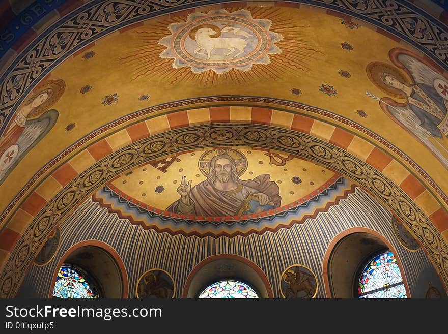 Dome, Landmark, Ceiling, Wall