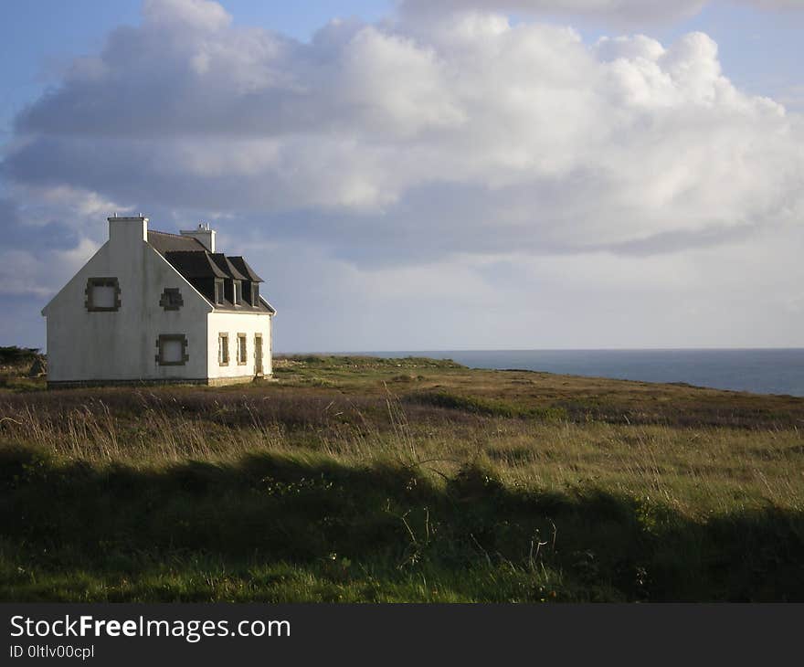 Sky, Property, Cloud, Cottage