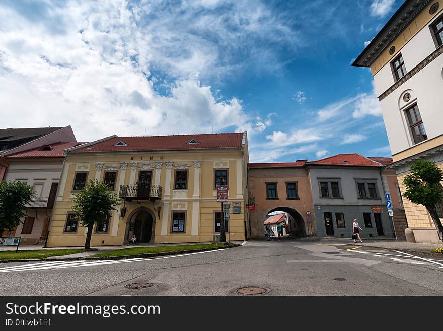 Sky, Building, Town, Neighbourhood