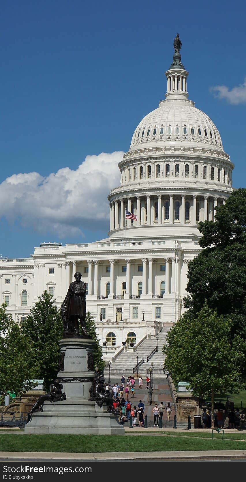 Landmark, Sky, Classical Architecture, Monument