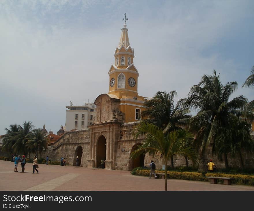 Historic Site, Plaza, Tourist Attraction, Building