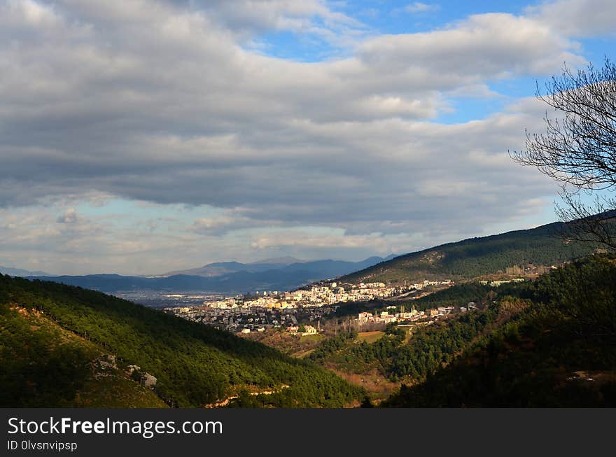 Sky, Highland, Cloud, Mountainous Landforms