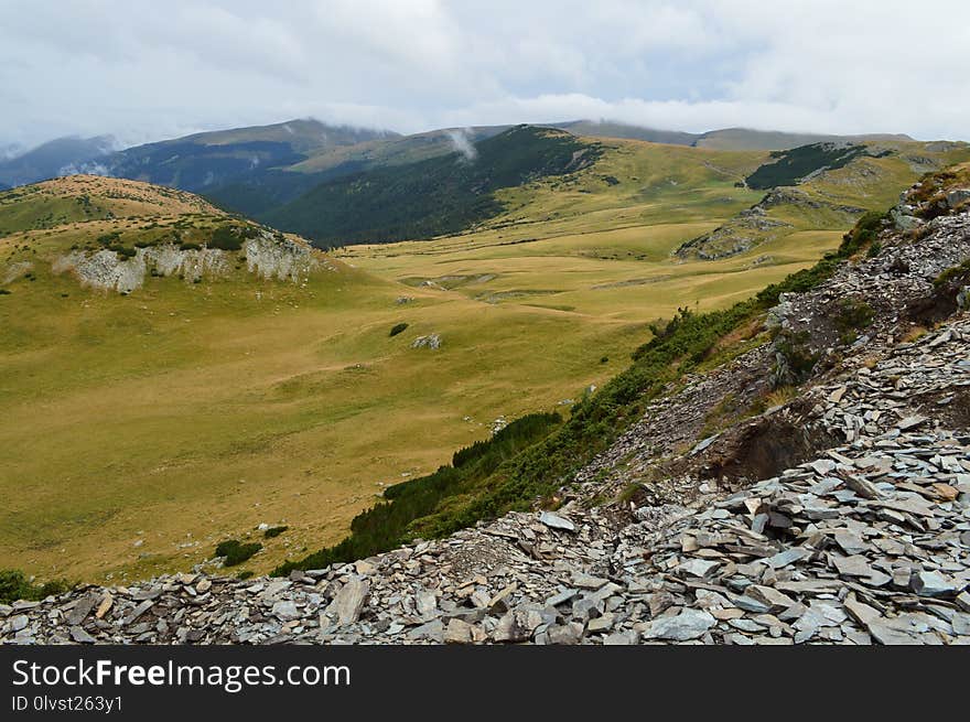 Highland, Mountainous Landforms, Ridge, Mountain