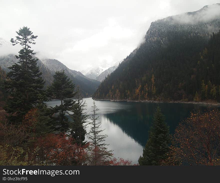 Scenic landscape of Long lake in Jiuzhaigou in autumn