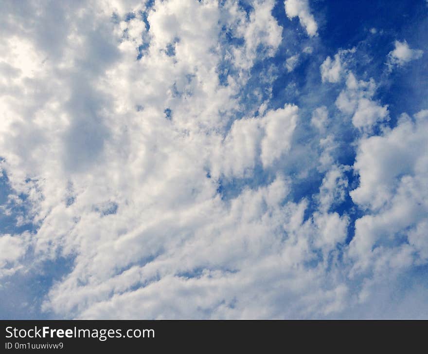 Sky, Cloud, Daytime, Blue