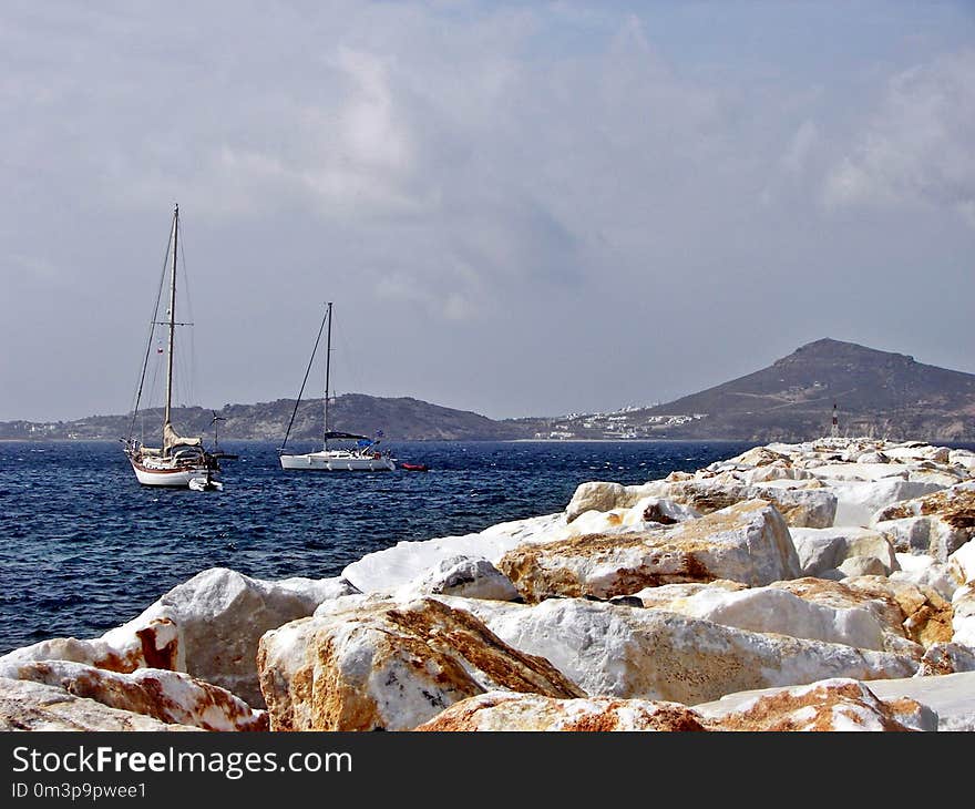 Sea, Coastal And Oceanic Landforms, Sky, Coast