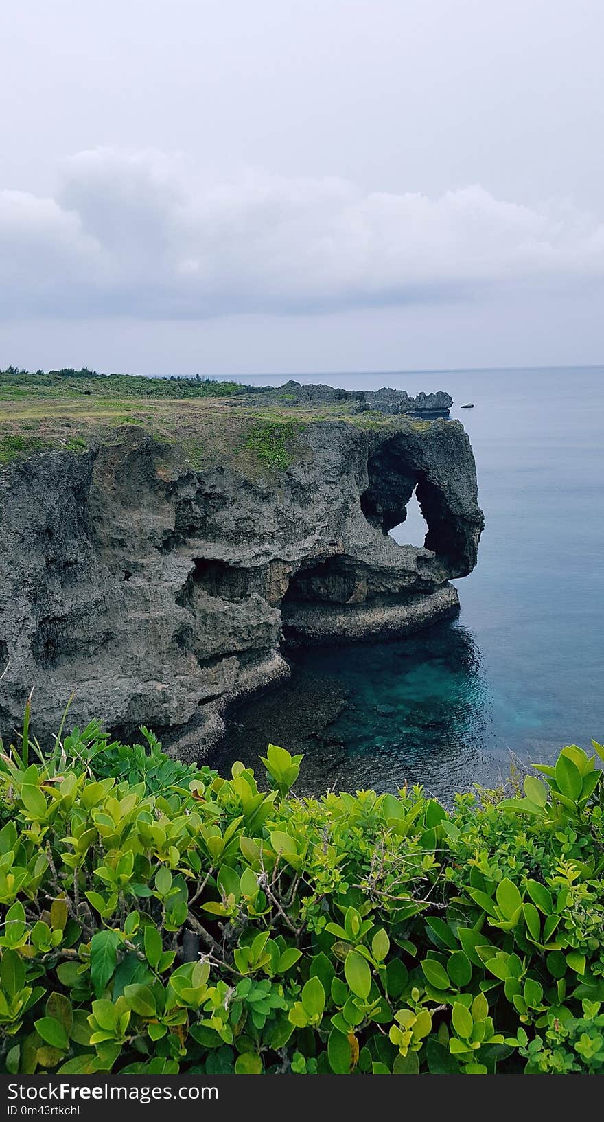 Coast, Body Of Water, Cliff, Coastal And Oceanic Landforms