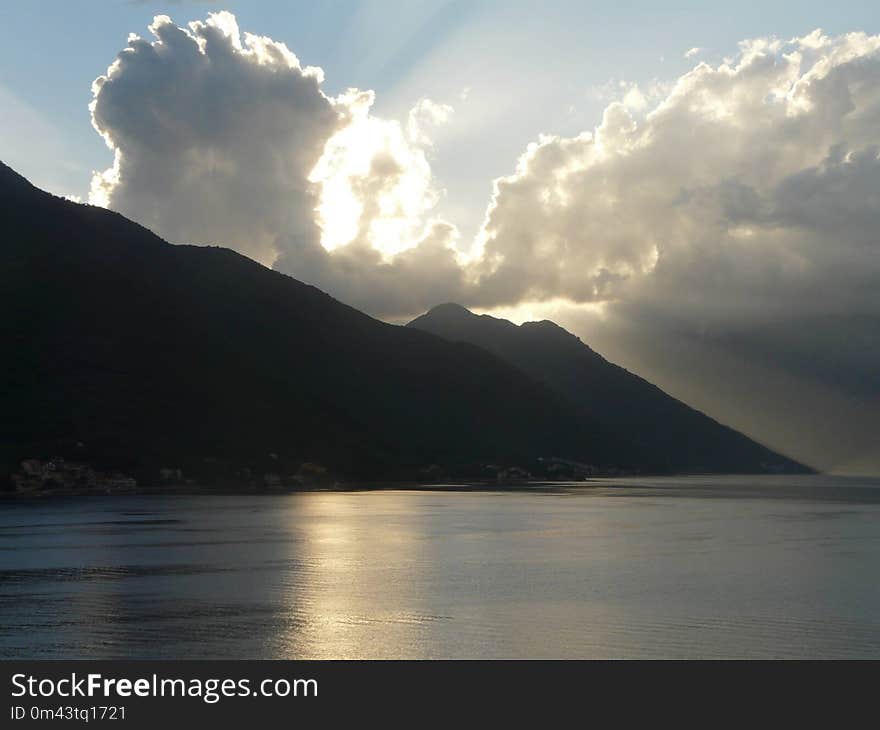 Sky, Loch, Nature, Cloud