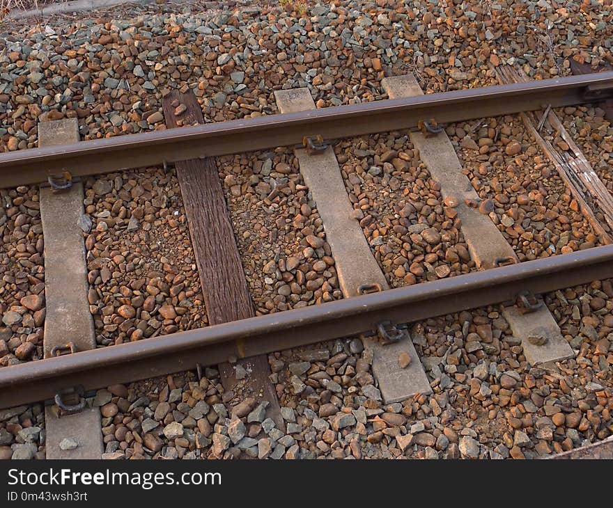 Track, Wood, Gravel, Soil