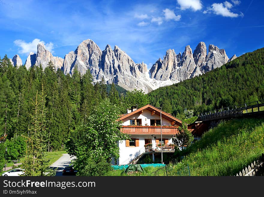 Amazing views of the Odle Mountains in Dolomites, Italy