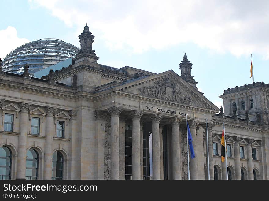 Landmark, Classical Architecture, Sky, Building