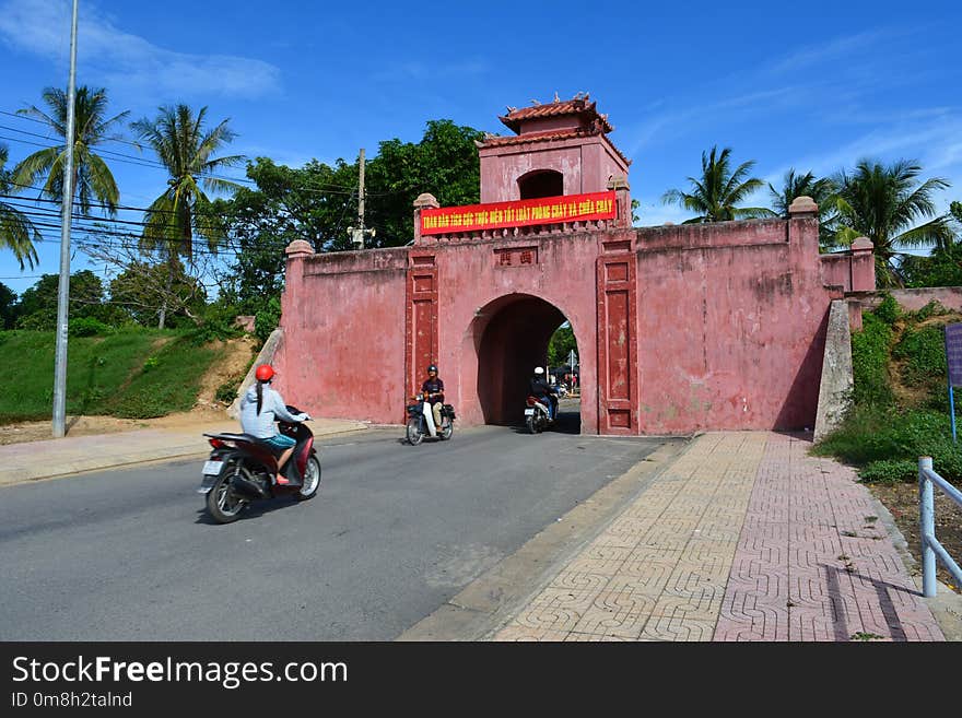 Landmark, Road, Town, Historic Site