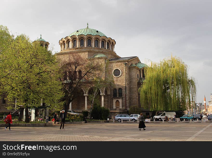 Landmark, Building, Sky, Basilica