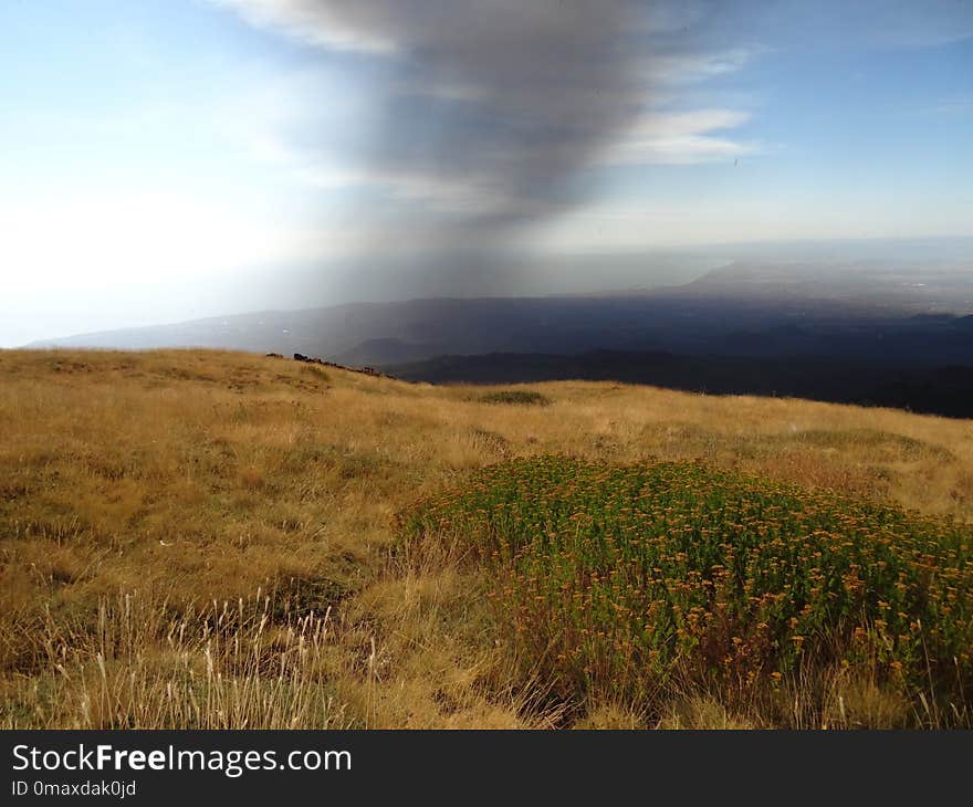 Sky, Grassland, Ecosystem, Highland