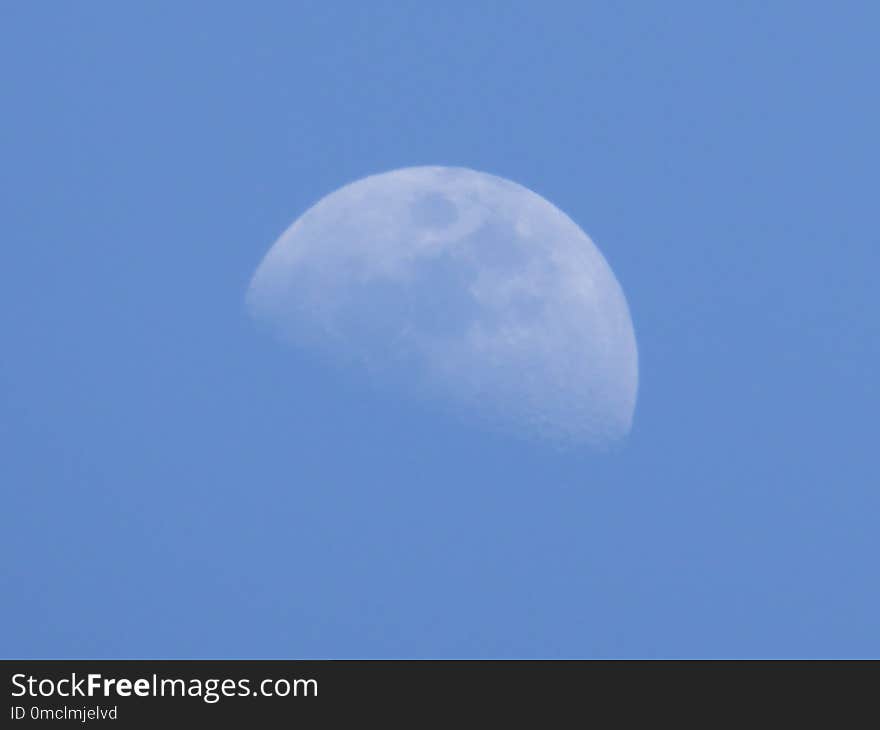 Sky, Daytime, Atmosphere, Moon