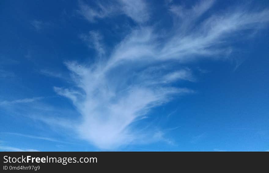 Sky, Cloud, Daytime, Blue