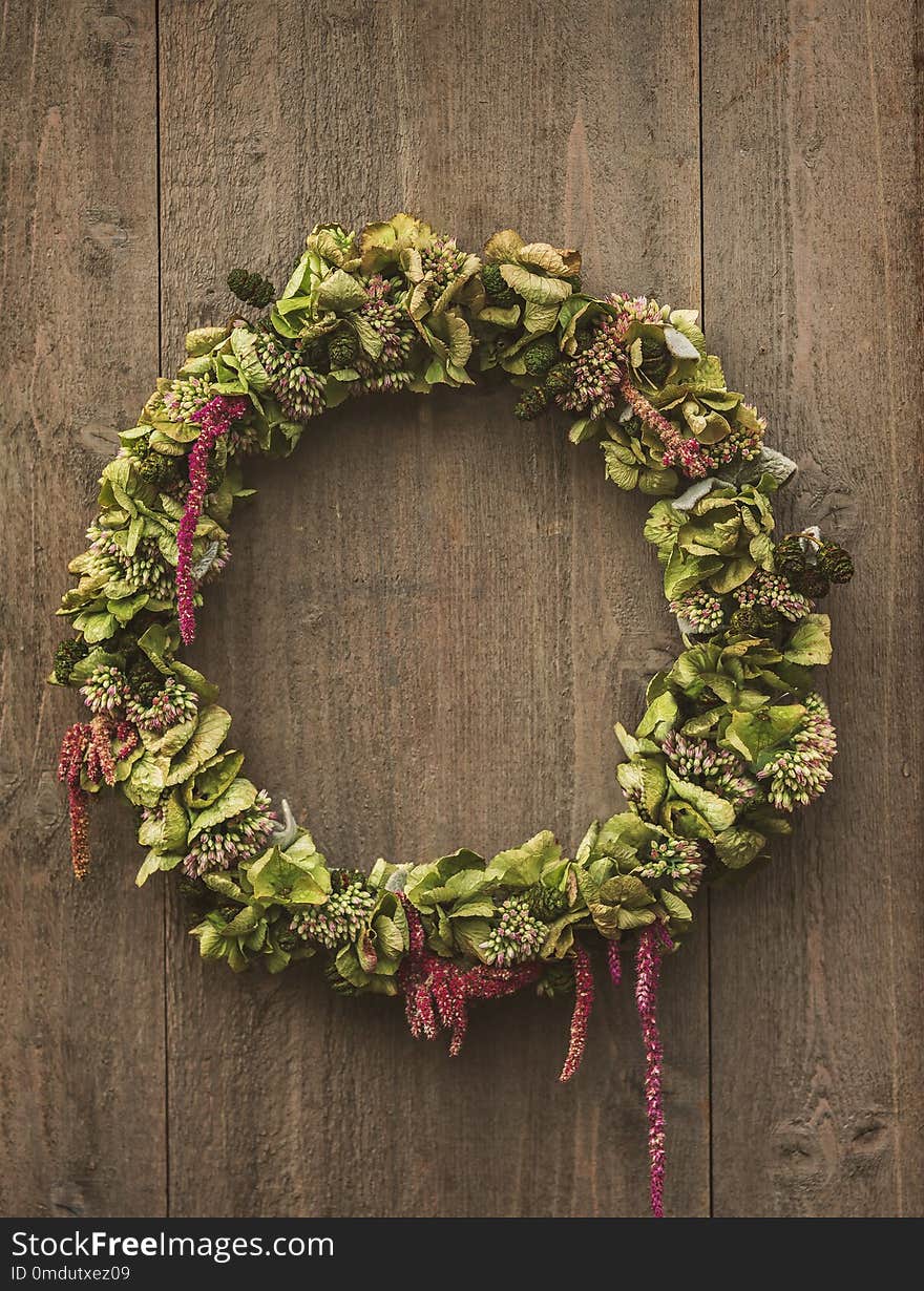 Rustic decorative wreath