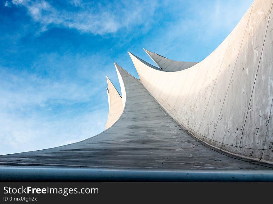 Tempodrom Berlin in the evening sun