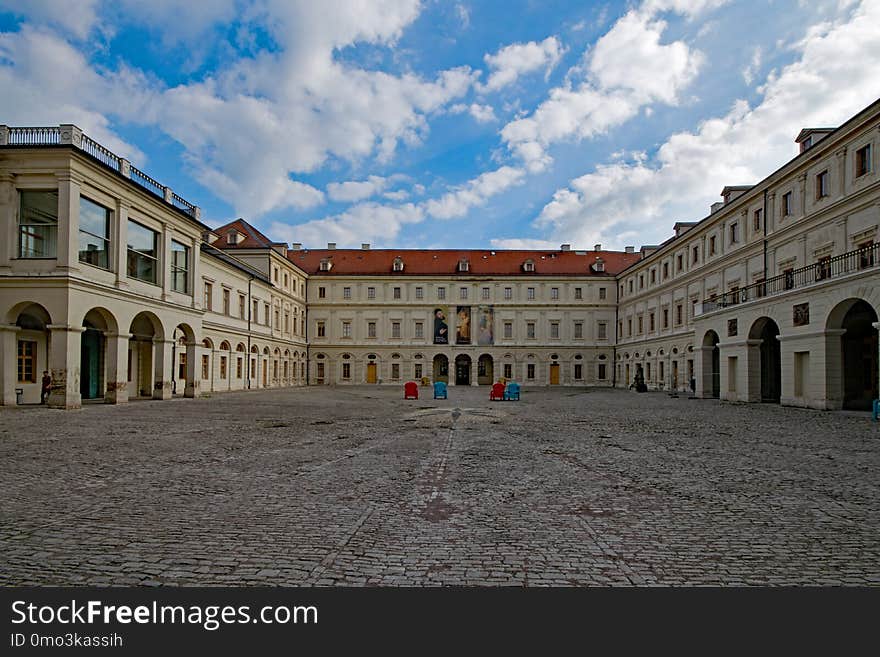 Town Square, Sky, Plaza, Landmark