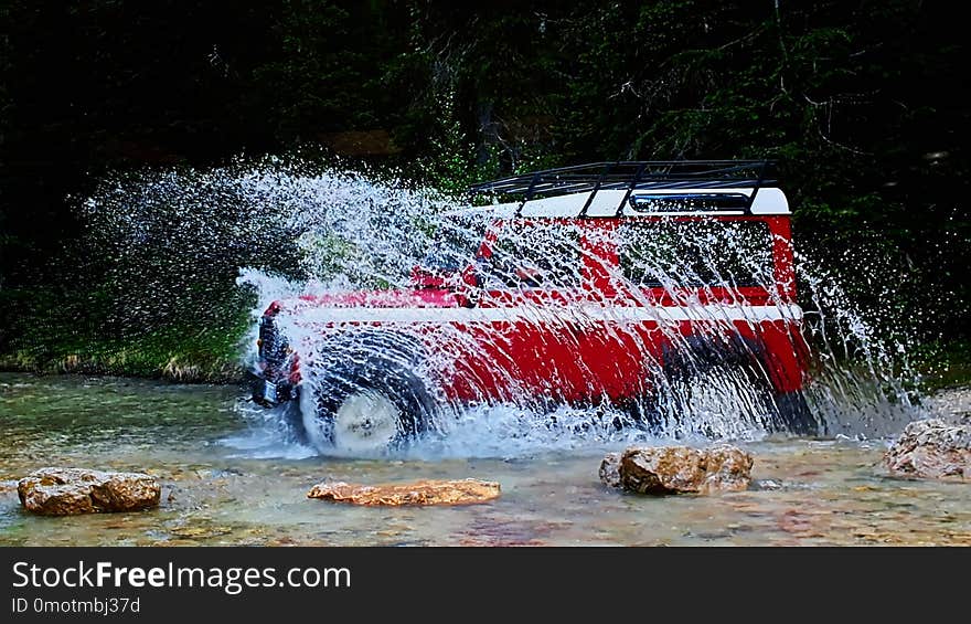 Jeep splash down