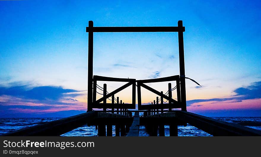 Sky, Sea, Horizon, Fixed Link