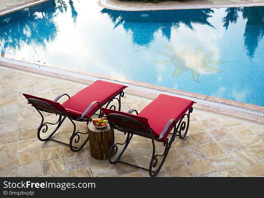 Sunlounger, Furniture, Outdoor Furniture, Table