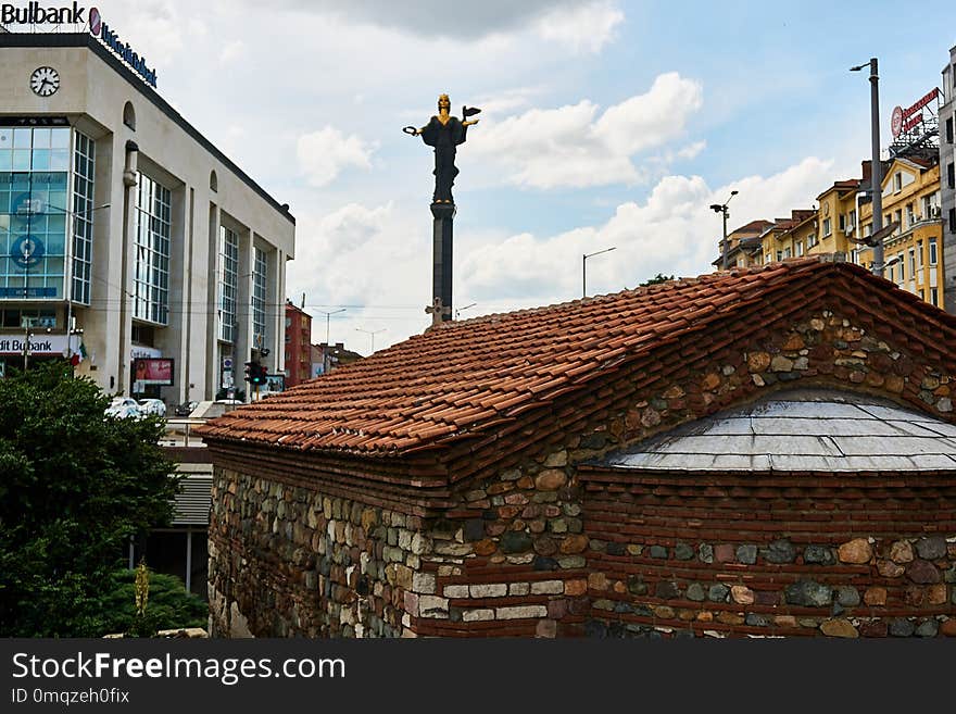 Roof, Sky, Town, Wall