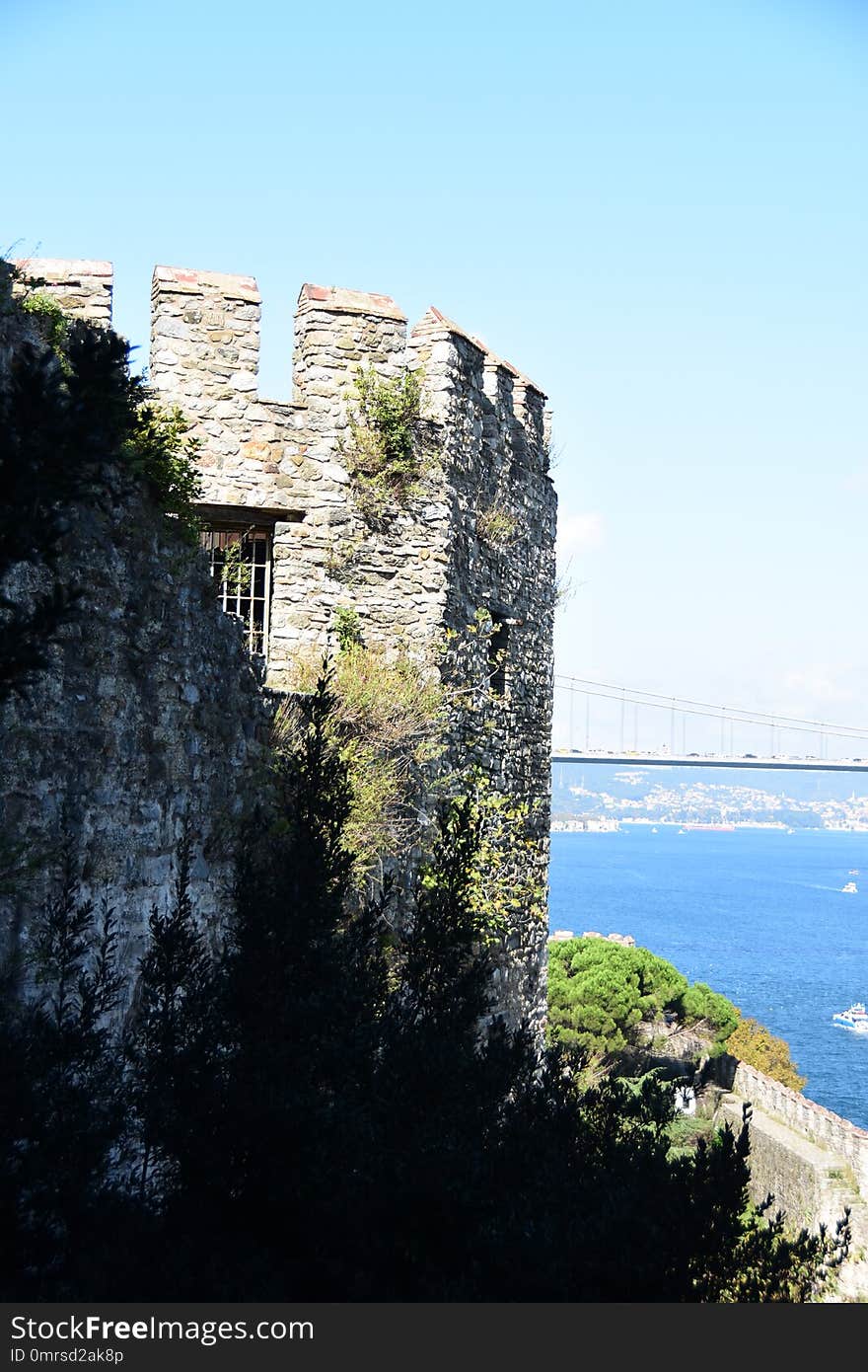 Medieval castle located in the SarÄ±yer district of Istanbul, at the European side of Bosporus. Medieval castle located in the SarÄ±yer district of Istanbul, at the European side of Bosporus.