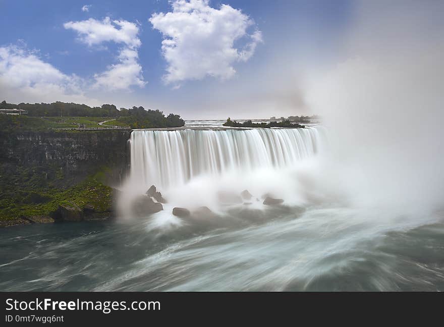 Niagara falls . Long exposure