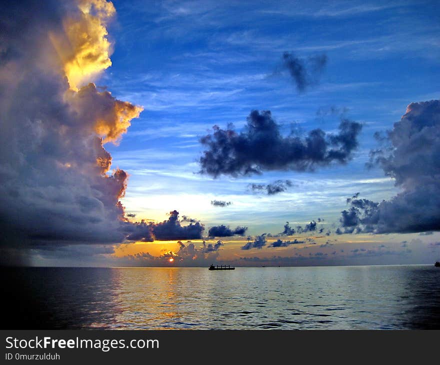 Sky, Horizon, Sea, Geological Phenomenon