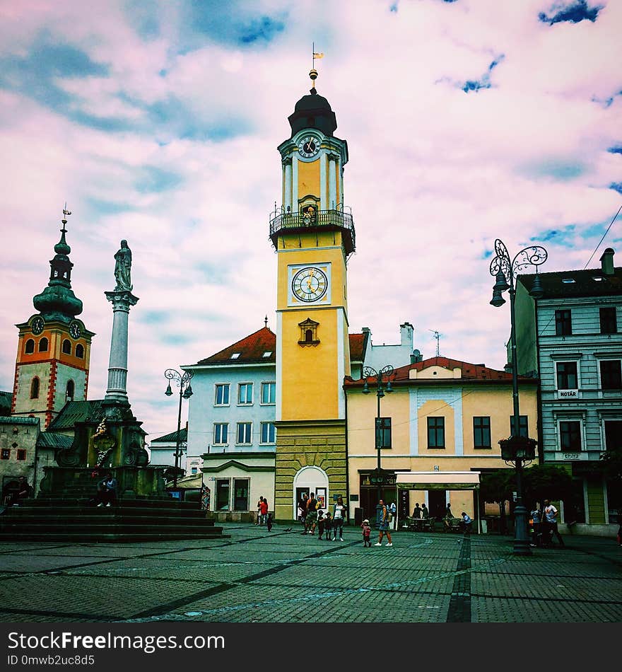 Landmark, Sky, Town, Metropolitan Area