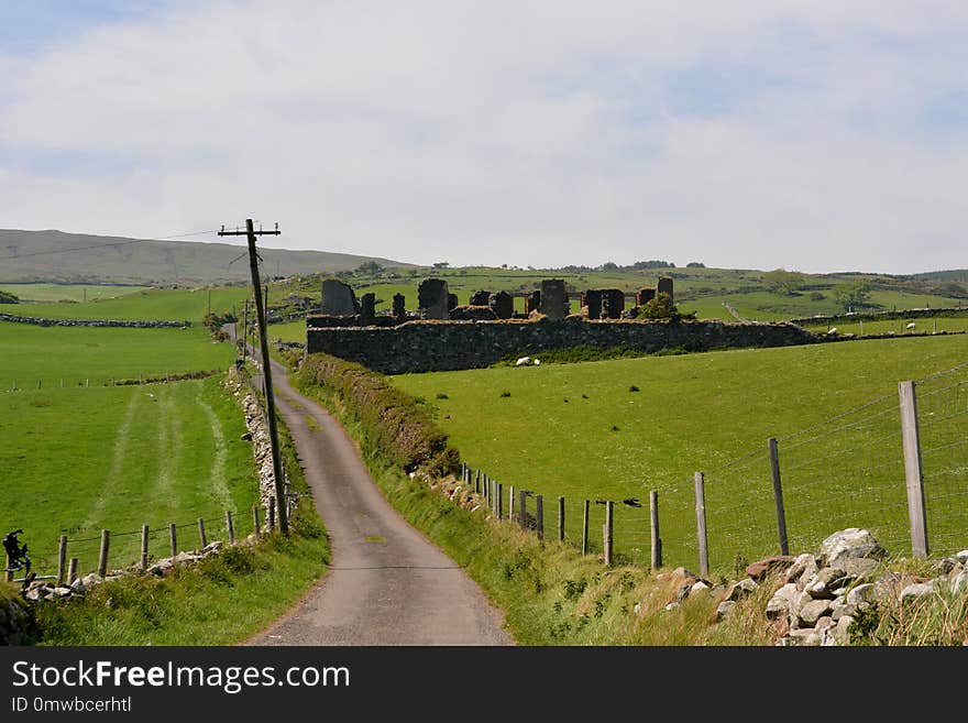 Grassland, Highland, Pasture, Sky