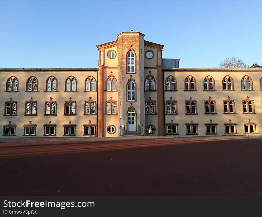 Building, Landmark, Classical Architecture, Sky