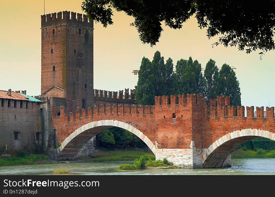 Landmark, Waterway, Medieval Architecture, Castle