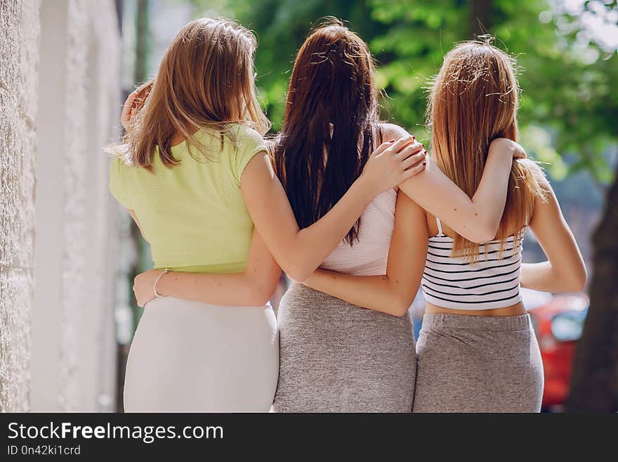 Beautiful Girls On The Street