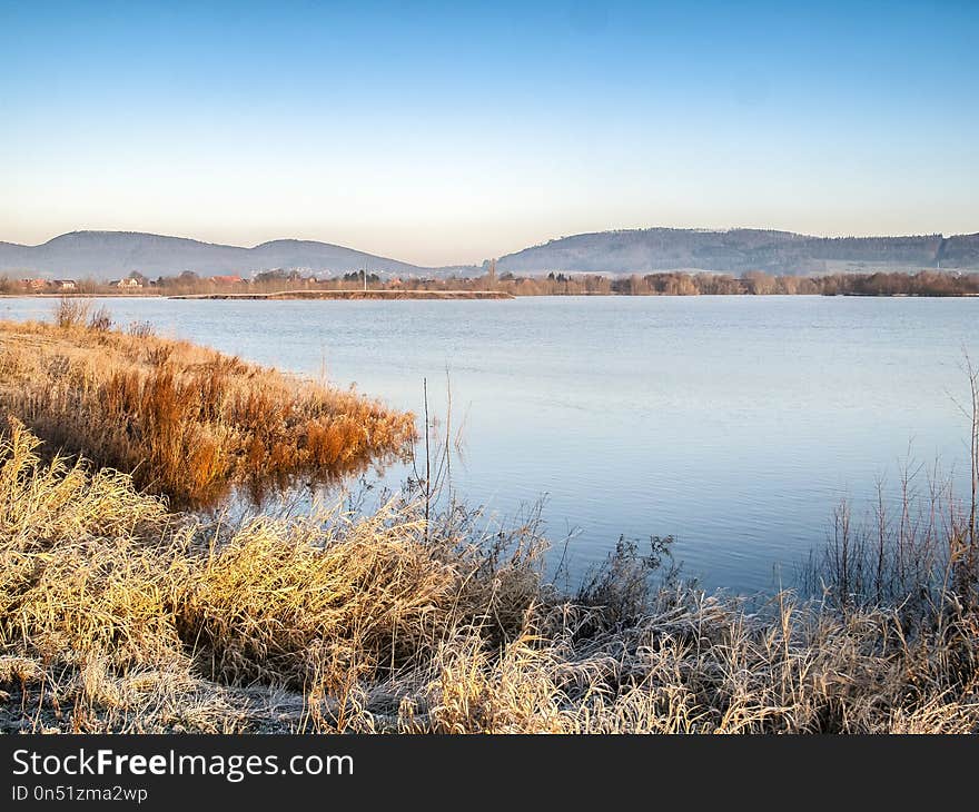 Loch, Sky, Ecosystem, Winter