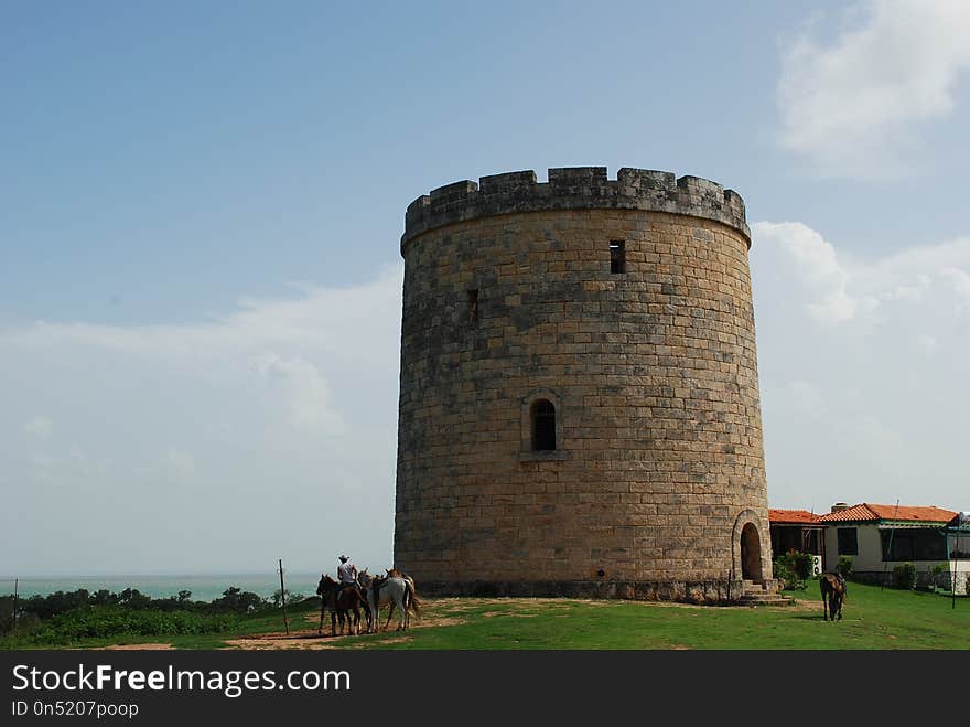 Historic Site, Fortification, Sky, Tower